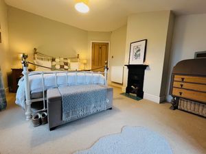 Photo 19- click for photo gallery